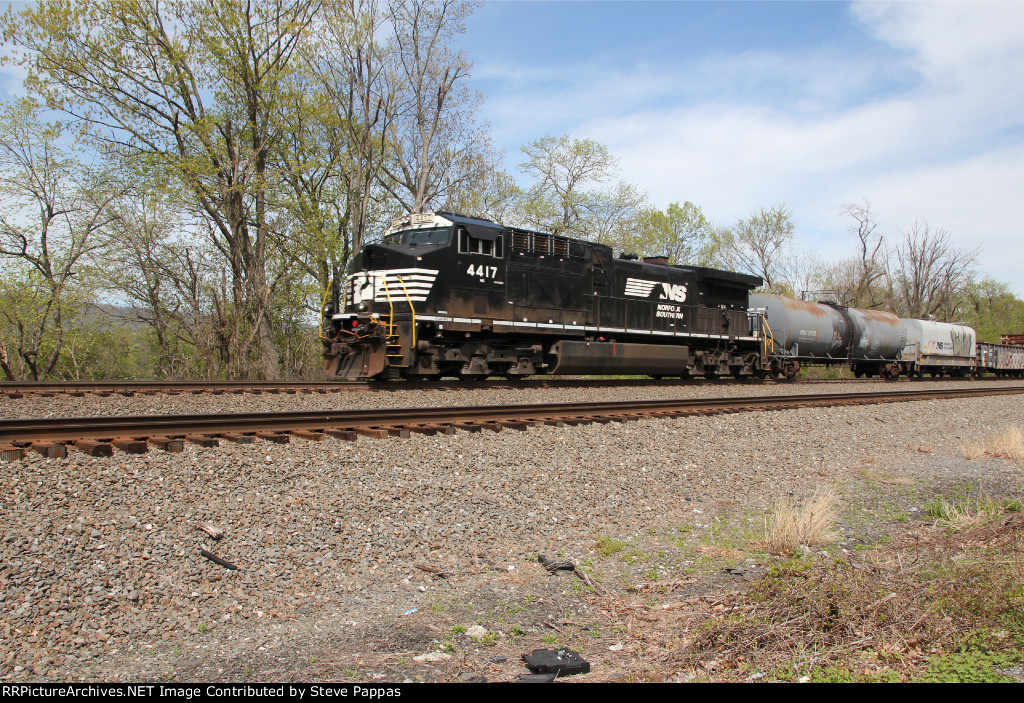 NS 4417 as a rear end DPU passing milepost 116 at Cove PA